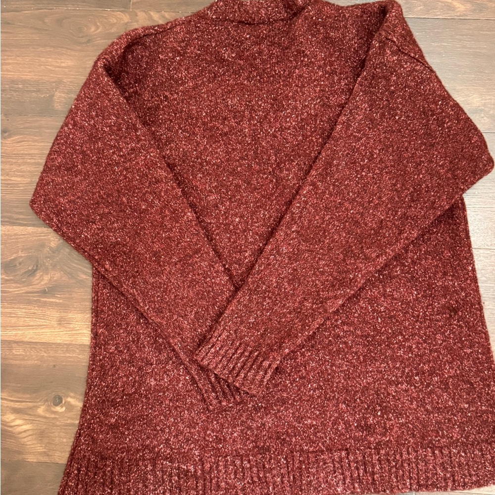 WinterSilks Size Large Wool/Silk blend Burgundy V Neck Sweater - Picture 2 of 7